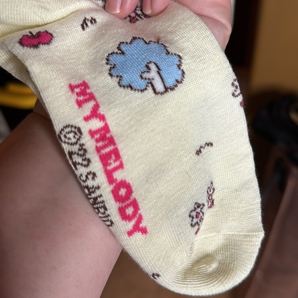 NWOT Sanrio New Hello Kitty Socks Kawaii Anime Pink and Cream My Melody Socks OS - Picture 2 of 4